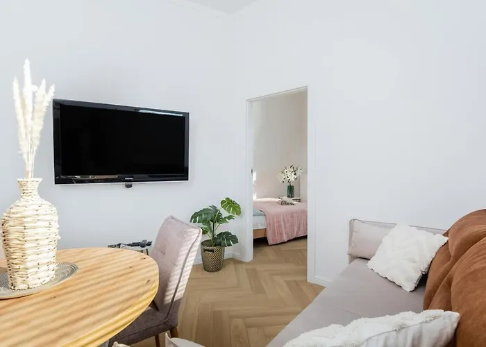 Wiktoryn 21 Citysphere Premium Suite 2