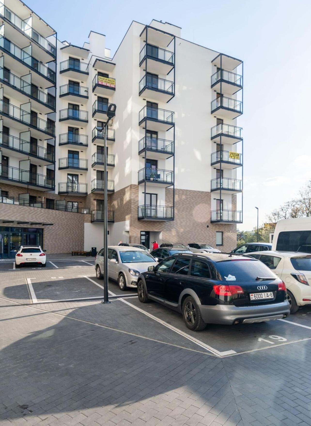 Апартаменти Wiktoryn 21 Citysphere Premium 2 *